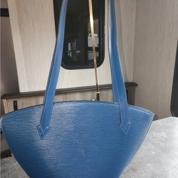 Louis Vuitton Saint Jacques Toledo Epi Shoulder Bag Authentic - Picture 2 of 9